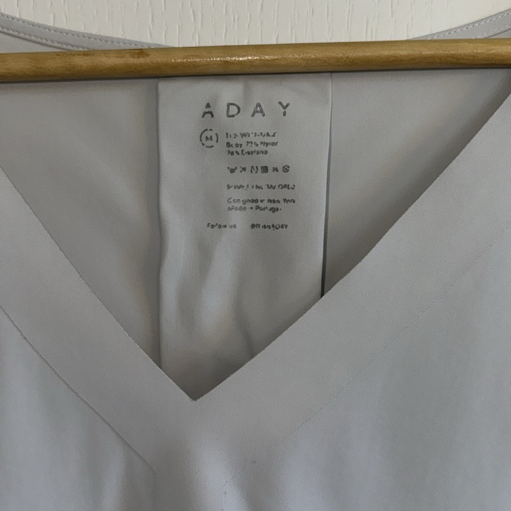 Aday Something Tailored Shirt - Medium - image 3